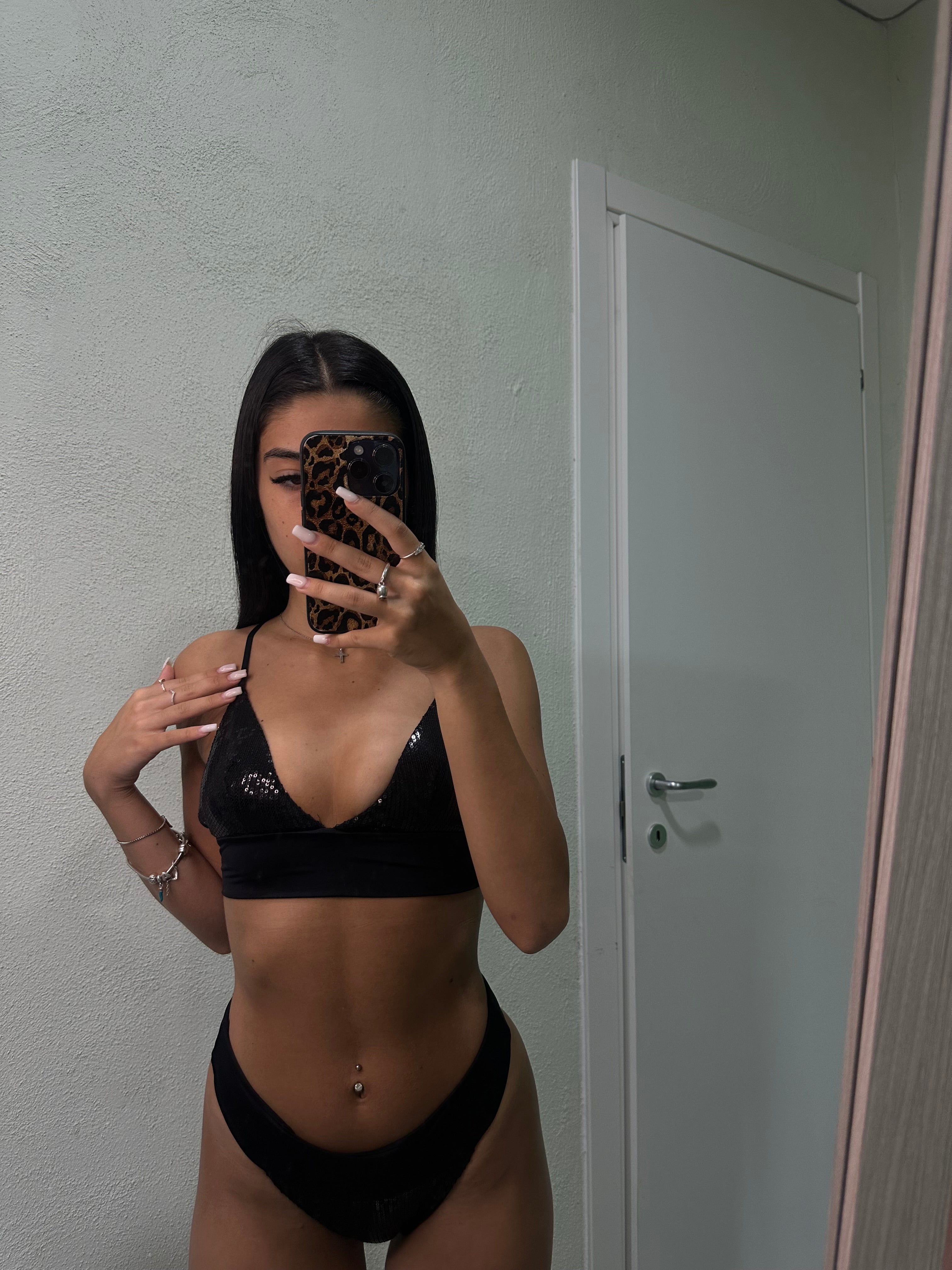 bikini keros